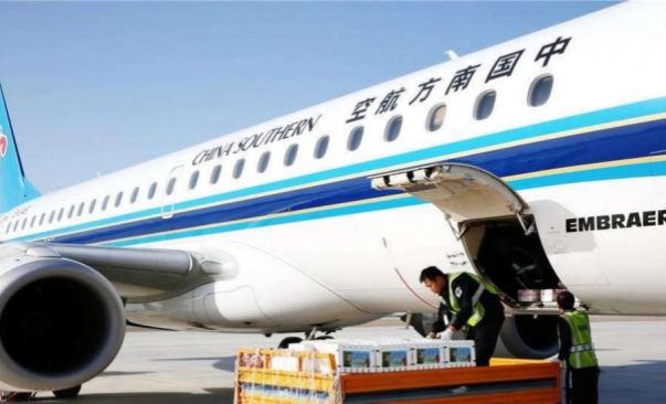 b_1236930_201811202115069571_副本