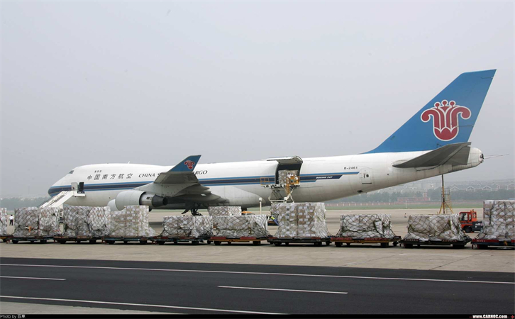 空運(yùn)呼和浩特機(jī)場(chǎng)